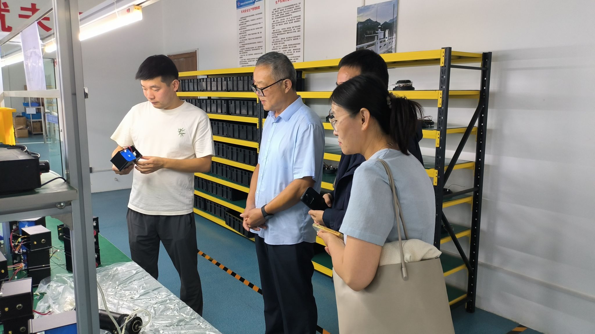 走访众科沣智能科技 深化校企合作谋共赢